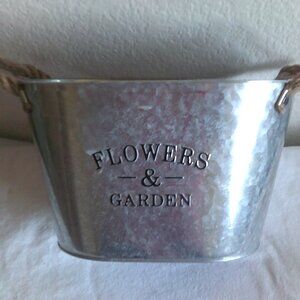 Galvanized Steel Bucket PLANTER with Rope Handles Large FLOWERS & GARDEN